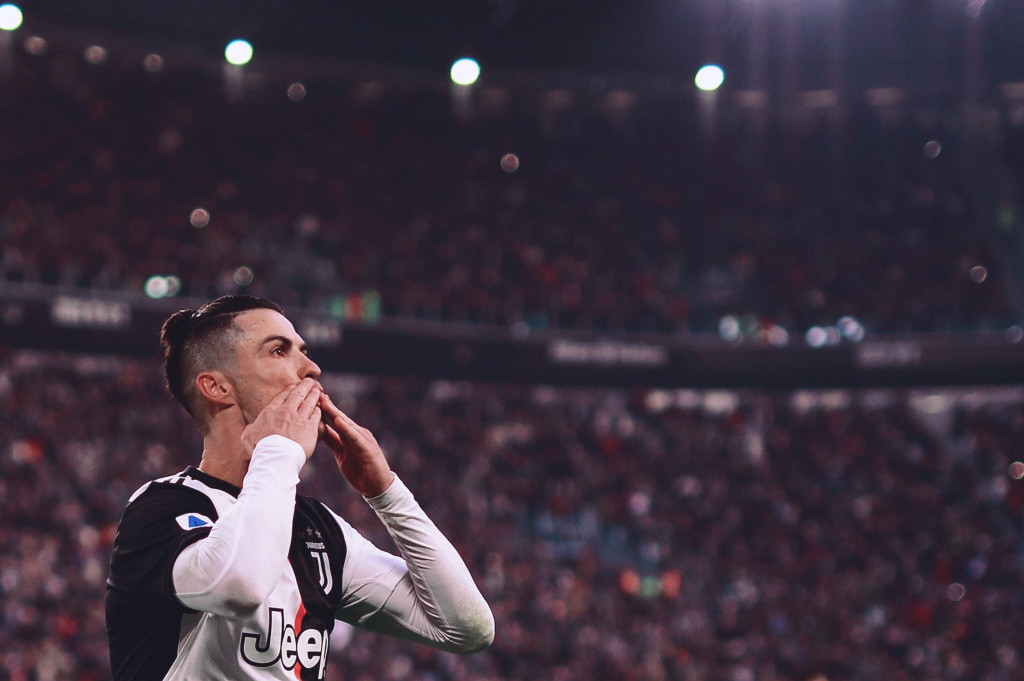 但却加深了 但却加深了