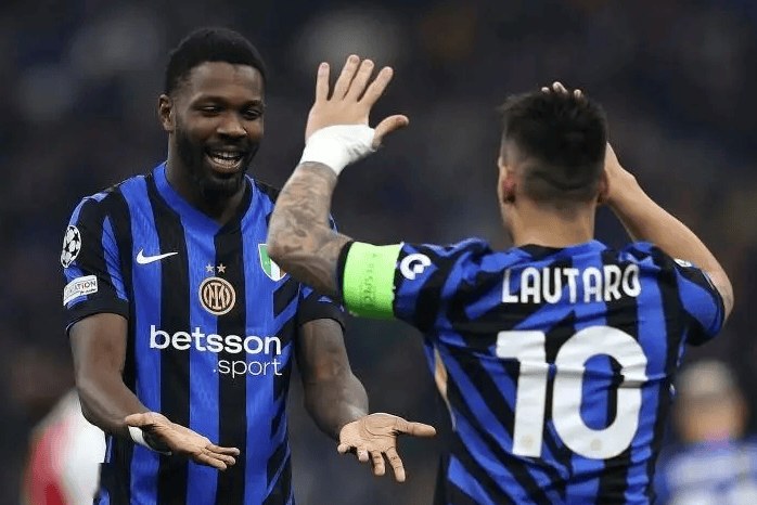 以及其背后 以及其背后