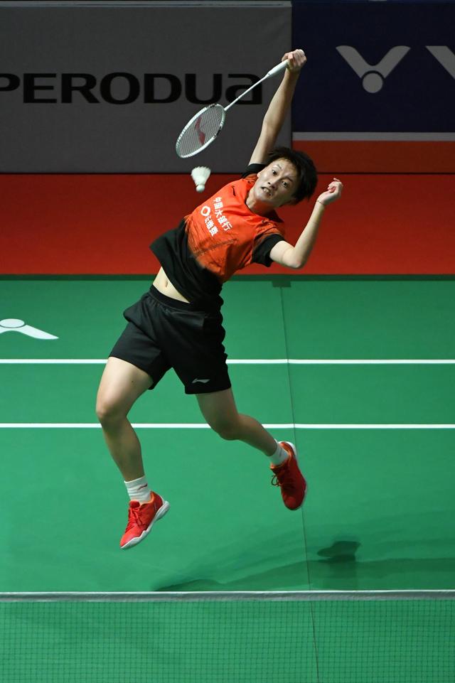 他积极投身 他积极投身