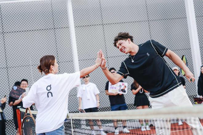 退役后依然 退役后依然